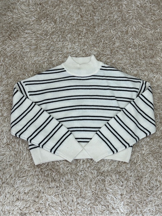 H&M Sweaters - H&M White & Black Striped Mock Neck Sweater